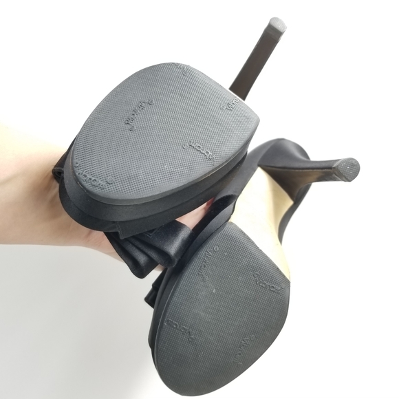 FENDI Peep Toe Heels in Black Satin with Bow Platform Stiletto Pumps EU 37 - Picture 13 of 16